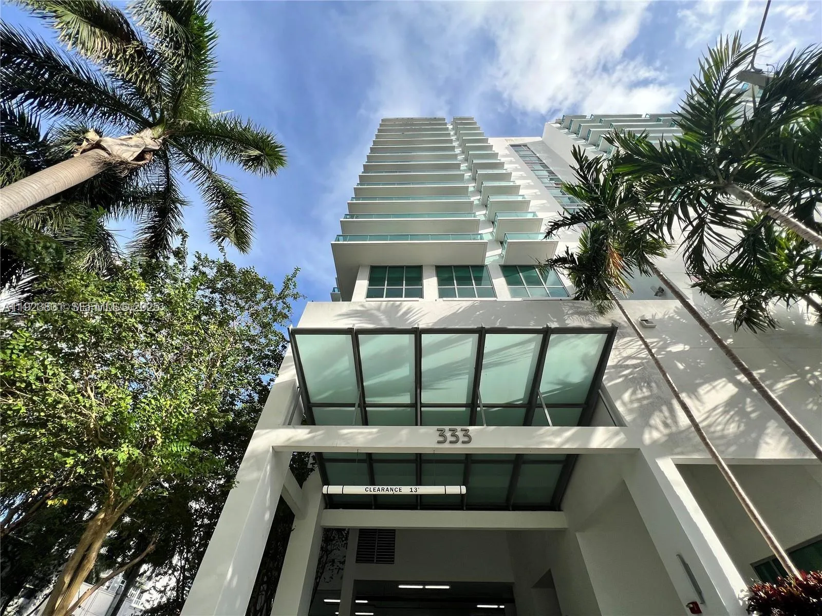 1 bedroom 1 bath for sale at 333 NE 24th St # 605, Miami FL 33137