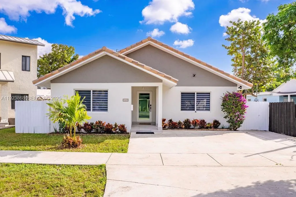 4 bedroom 2 bath for sale at 3425 SW 69th Ave, Miami FL 33155