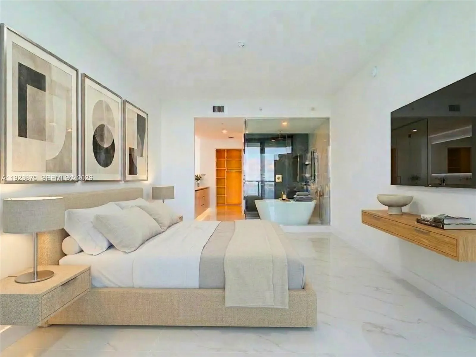 700 NE 24 st # 4201, Miami FL 33137