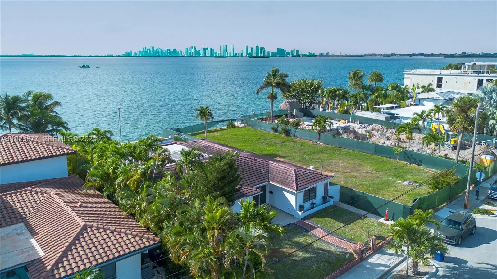 1680 S Treasure Dr, North Bay Village FL 33141