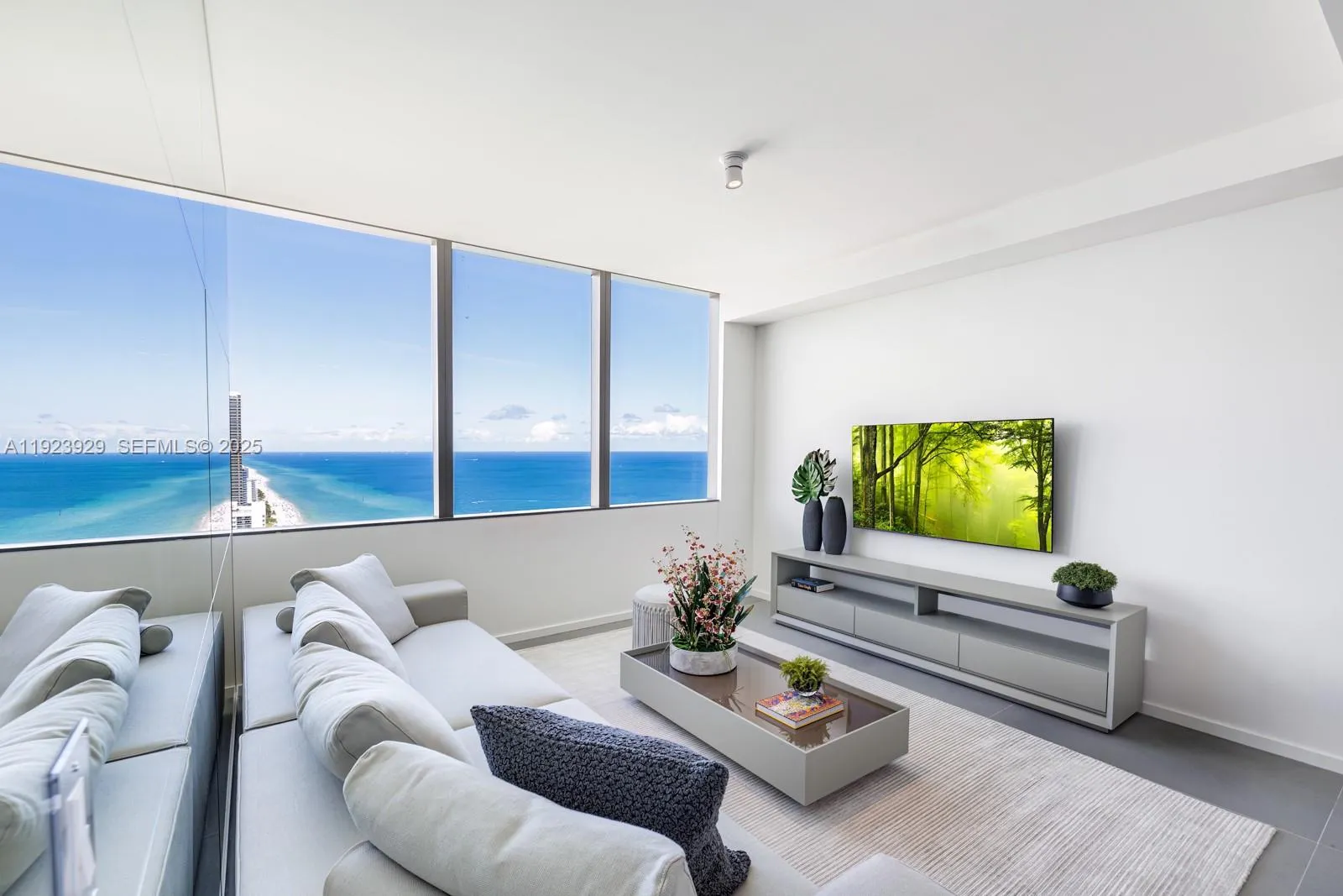3 bedroom 3 bath for sale at 2000 S Ocean Drive # 31A, Hallandale Beach FL 33009