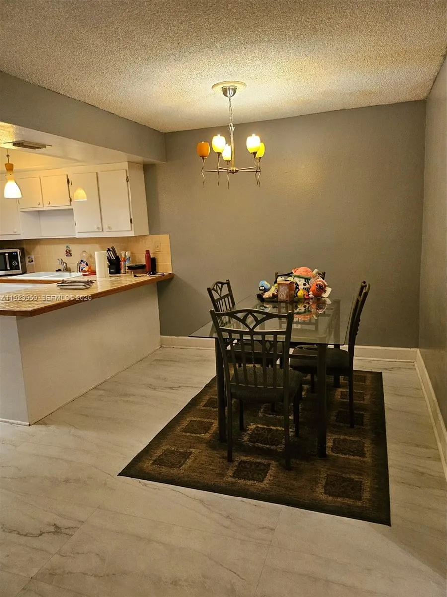 2 bedroom 3 bath for sale at 43 Spinning Wheel Ln # 43, Tamarac FL 33319