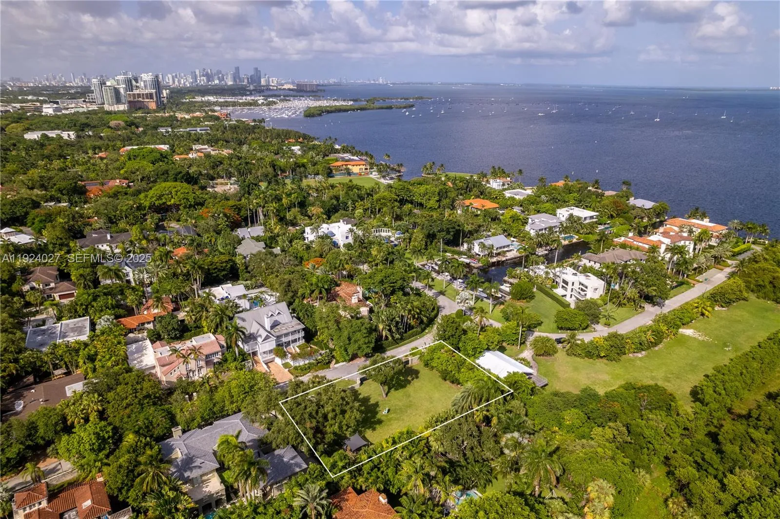 for sale at 3400 S Moorings Way, Coconut Grove FL 33133