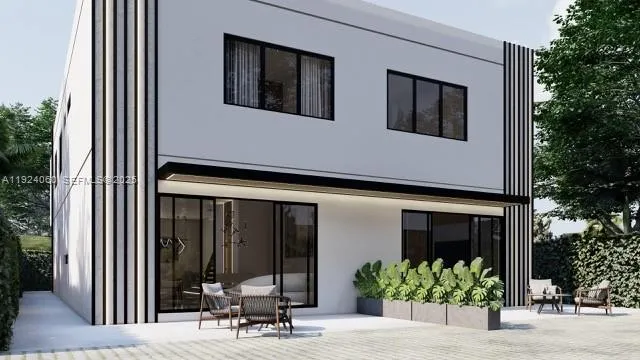 610 NW 25th Ct, Miami FL 33125