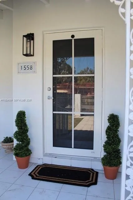 1558 Sevilla Ave, Coral Gables FL 33134
