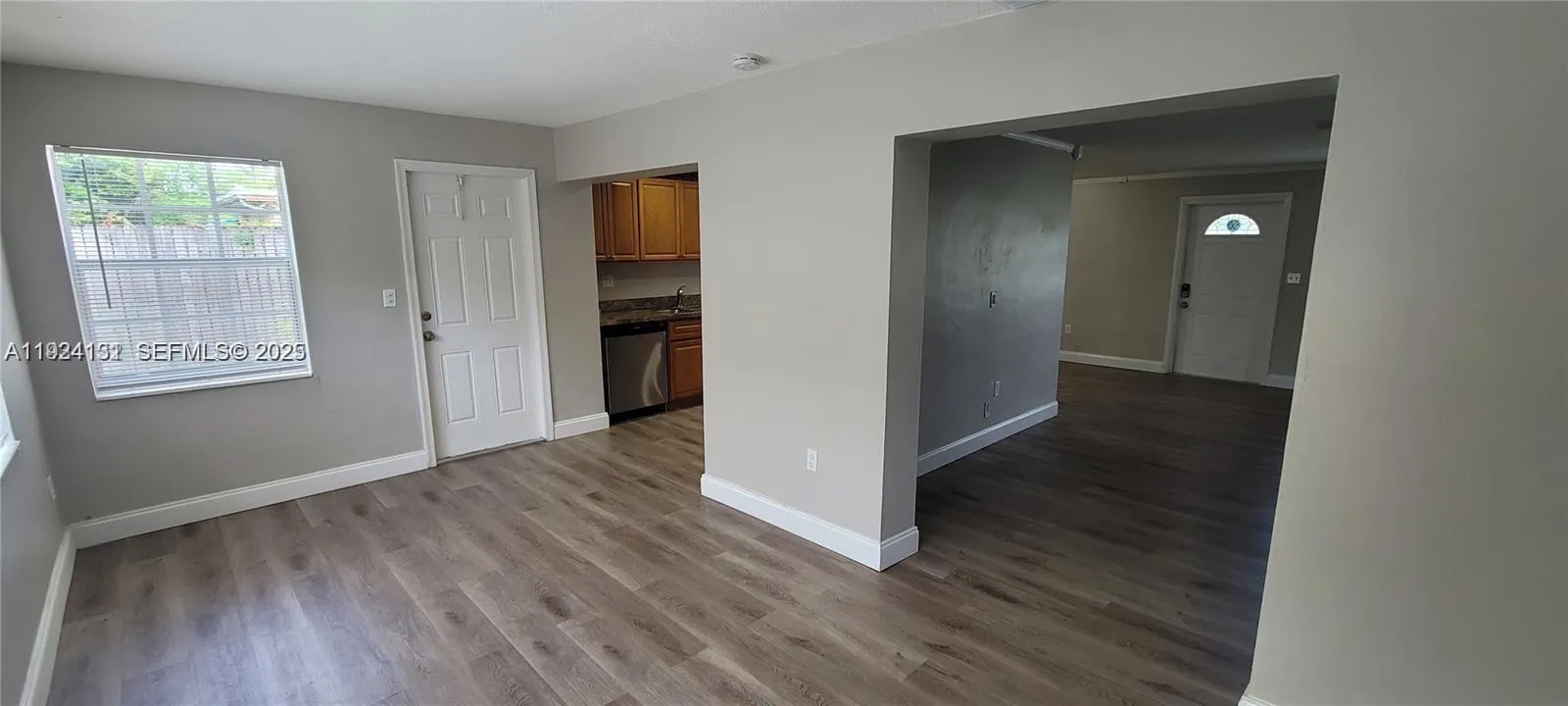 7160 NW 25 CT, Sunrise FL 33313