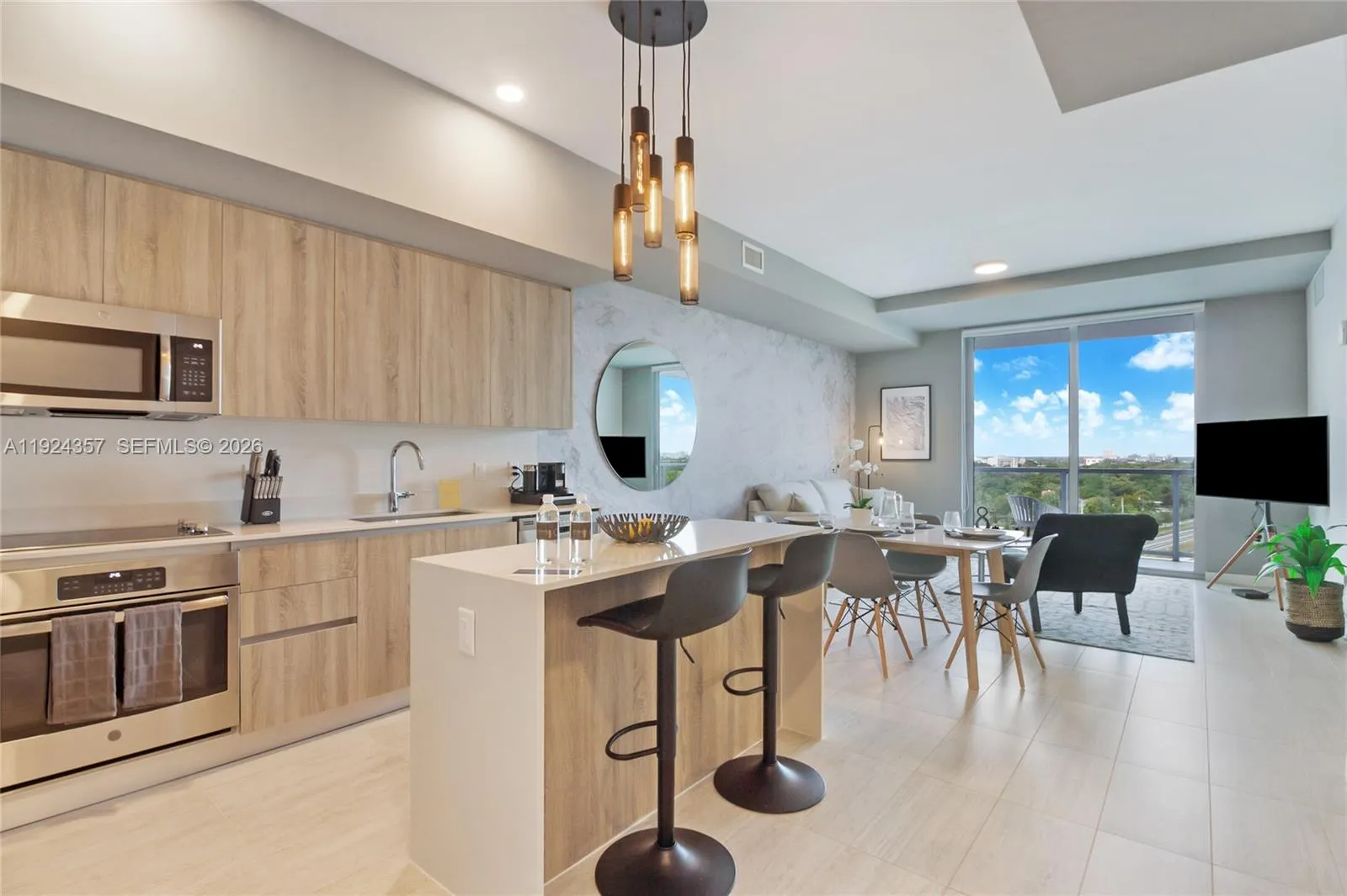 1 bedroom 1 bath for sale at 3900 Biscayne Blvd # 813, Miami FL 33137
