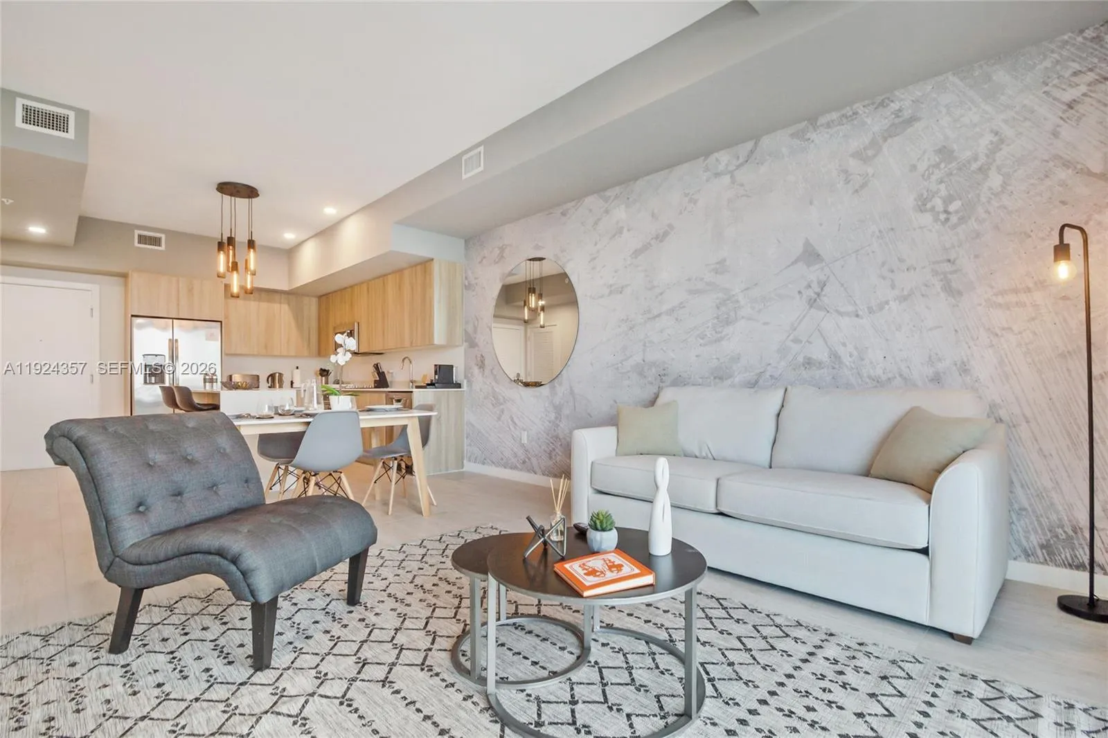 3900 Biscayne Blvd # 813, Miami FL 33137