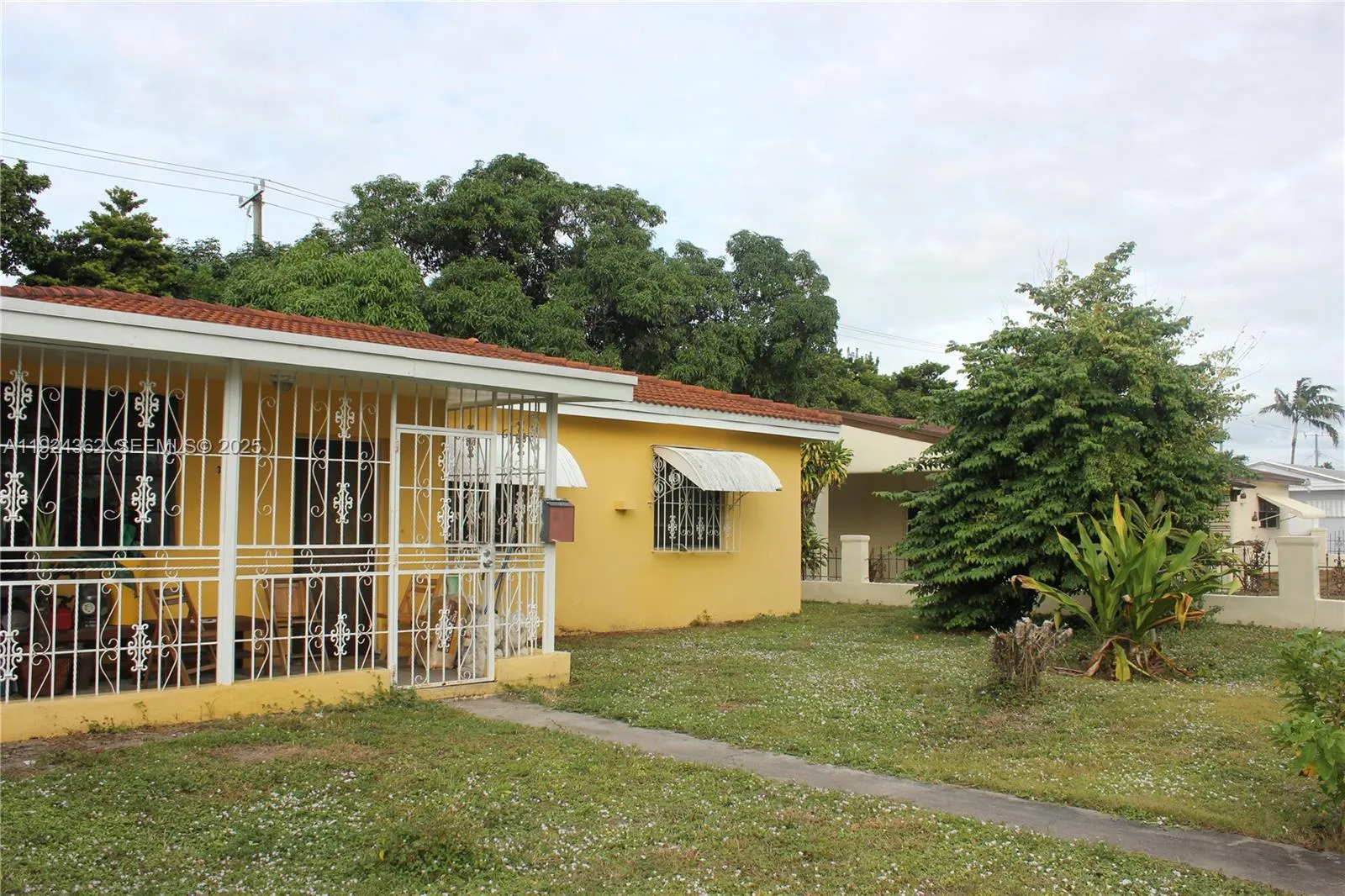 3135 NW 82nd St, Miami FL 33147