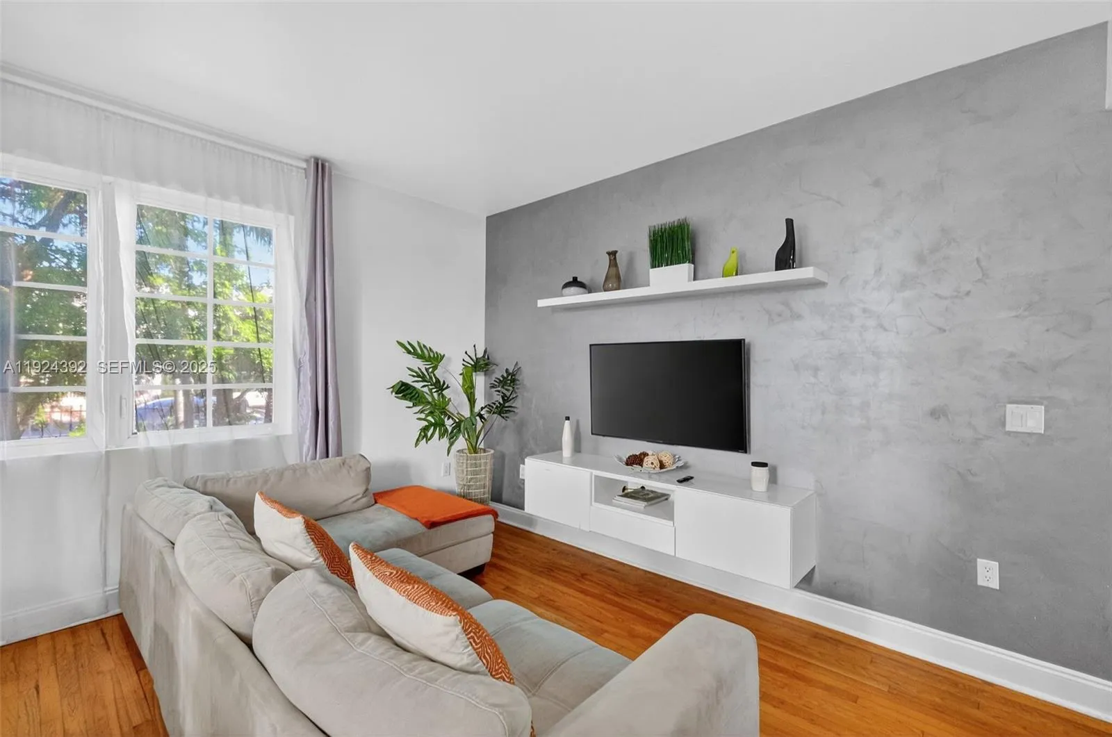 1410 Euclid Ave # 2, Miami Beach FL 33139