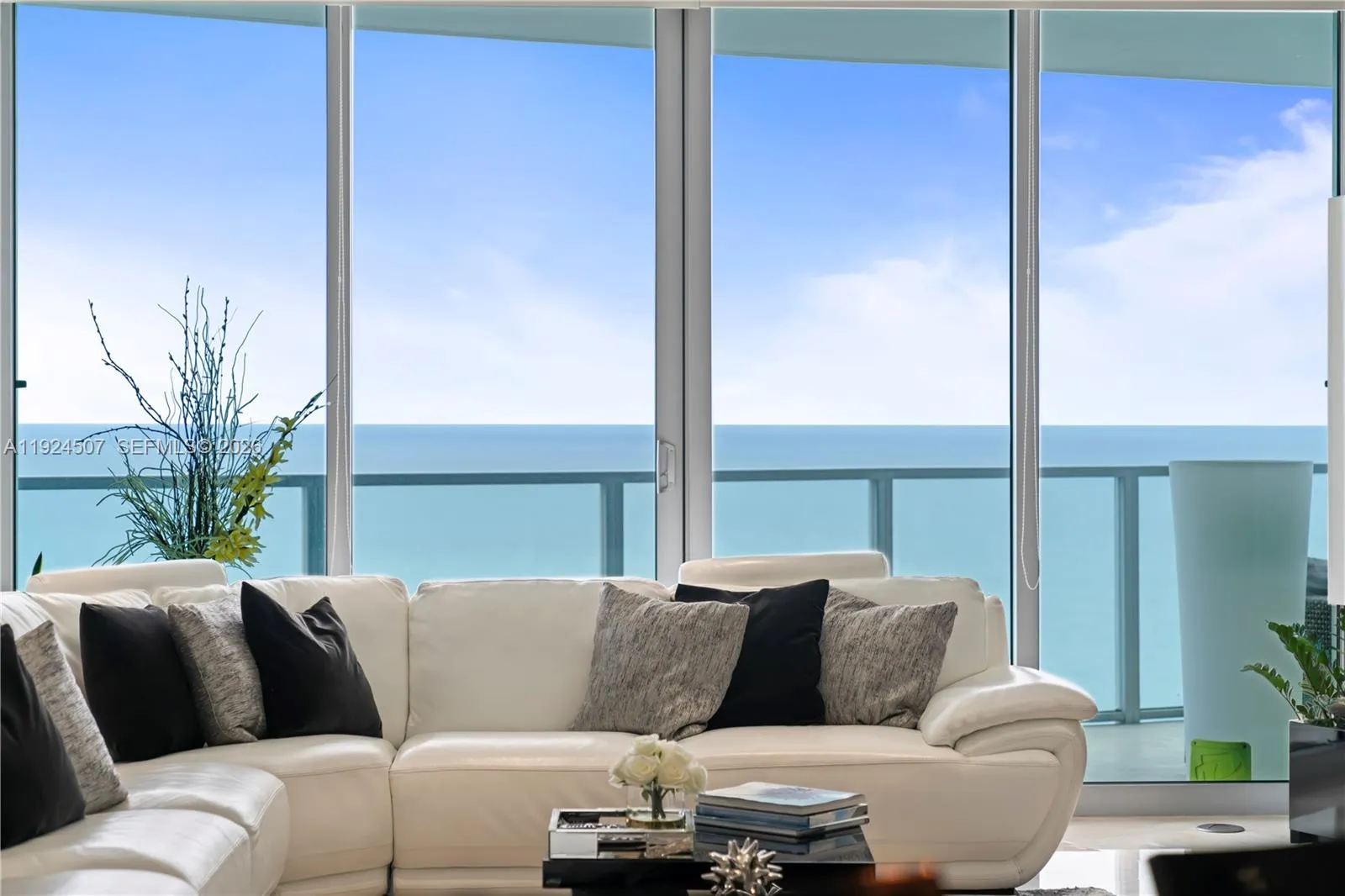 3101 S Ocean Dr # 2907, Hollywood FL 33019