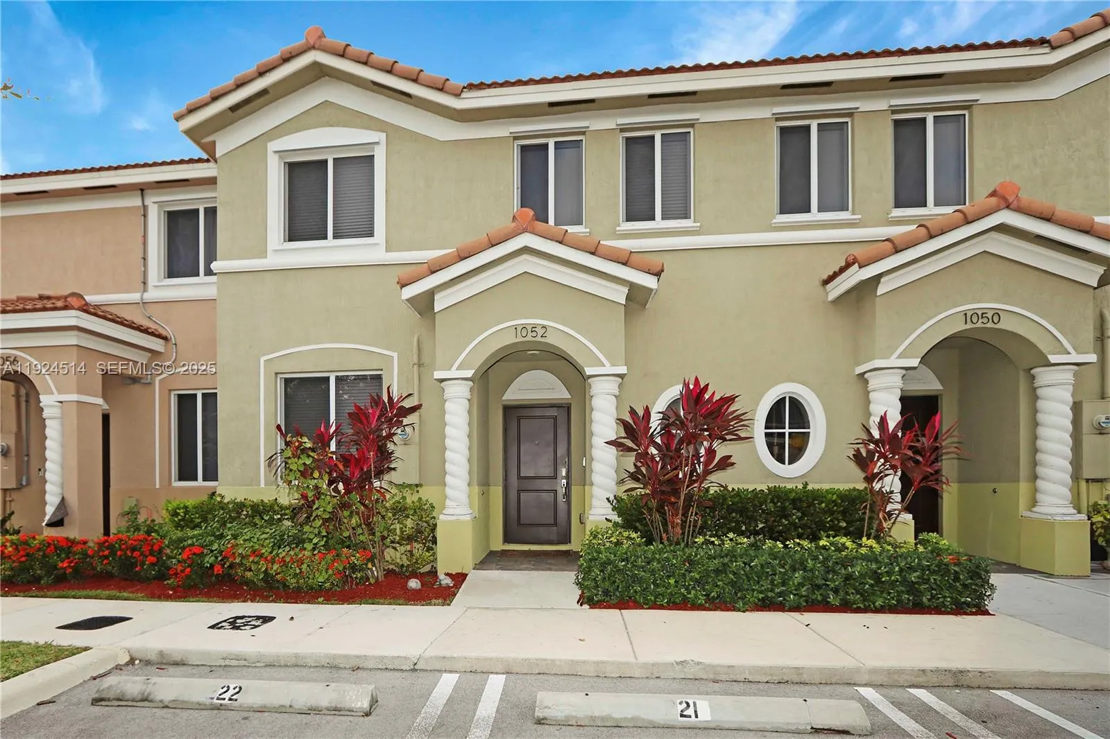 4 bedroom 3 bath for sale at 1052 SE 23rd Ave, Homestead FL 33035
