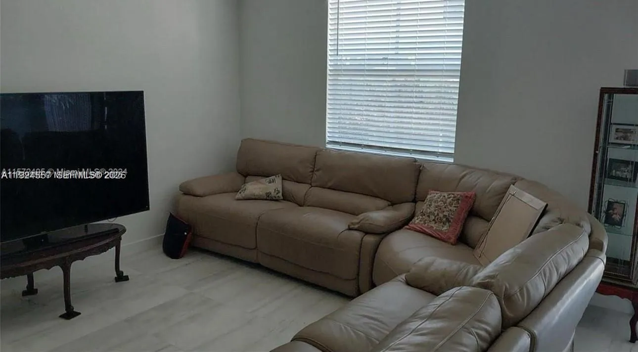 1790 SE 7th Ter # 1790, Homestead FL 33034