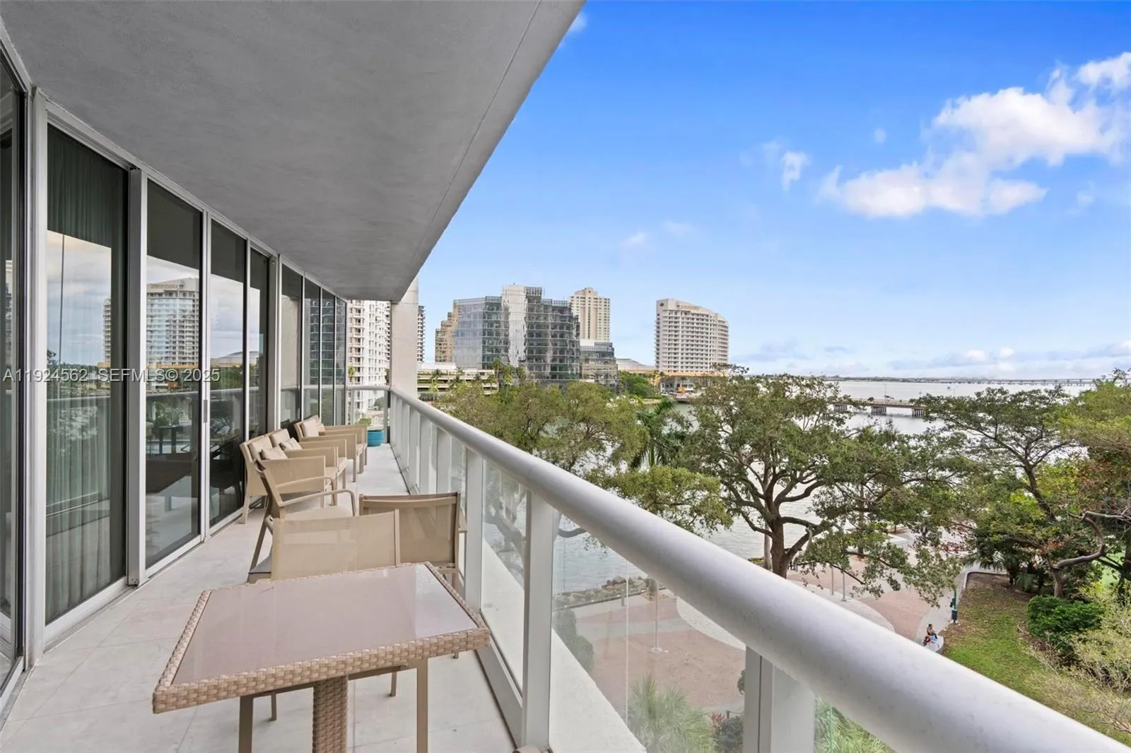 495 Brickell Ave # 501, Miami FL 33131