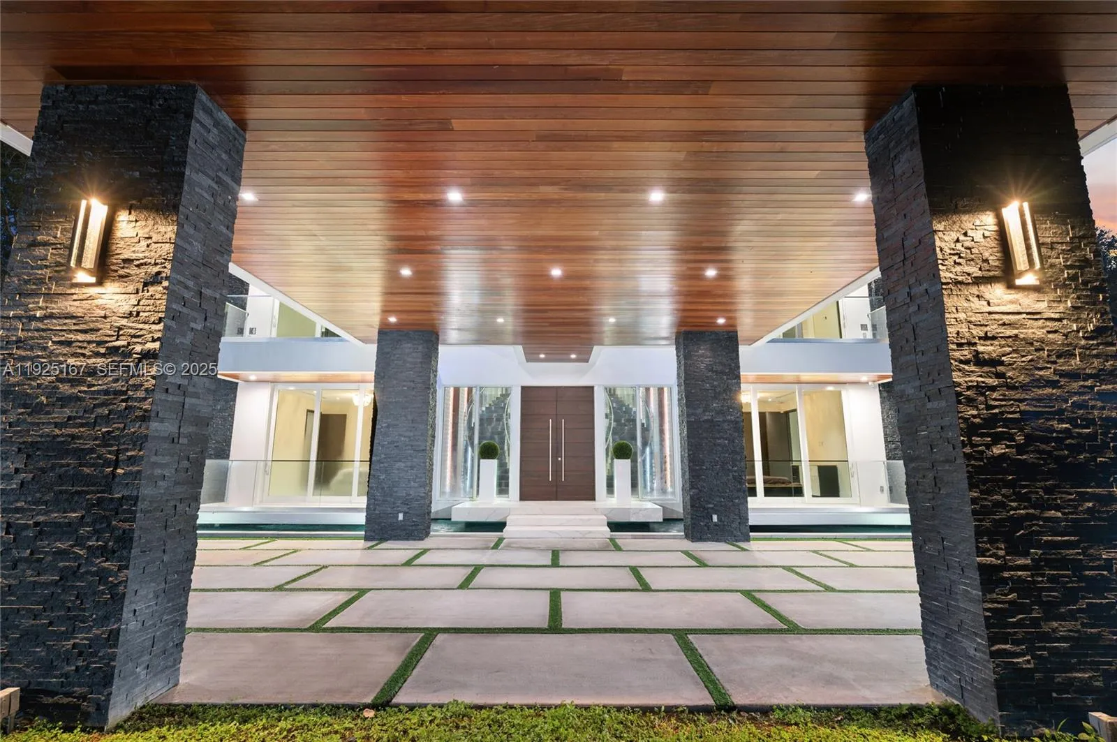 6300 Moss Ranch Rd, Pinecrest FL 33156