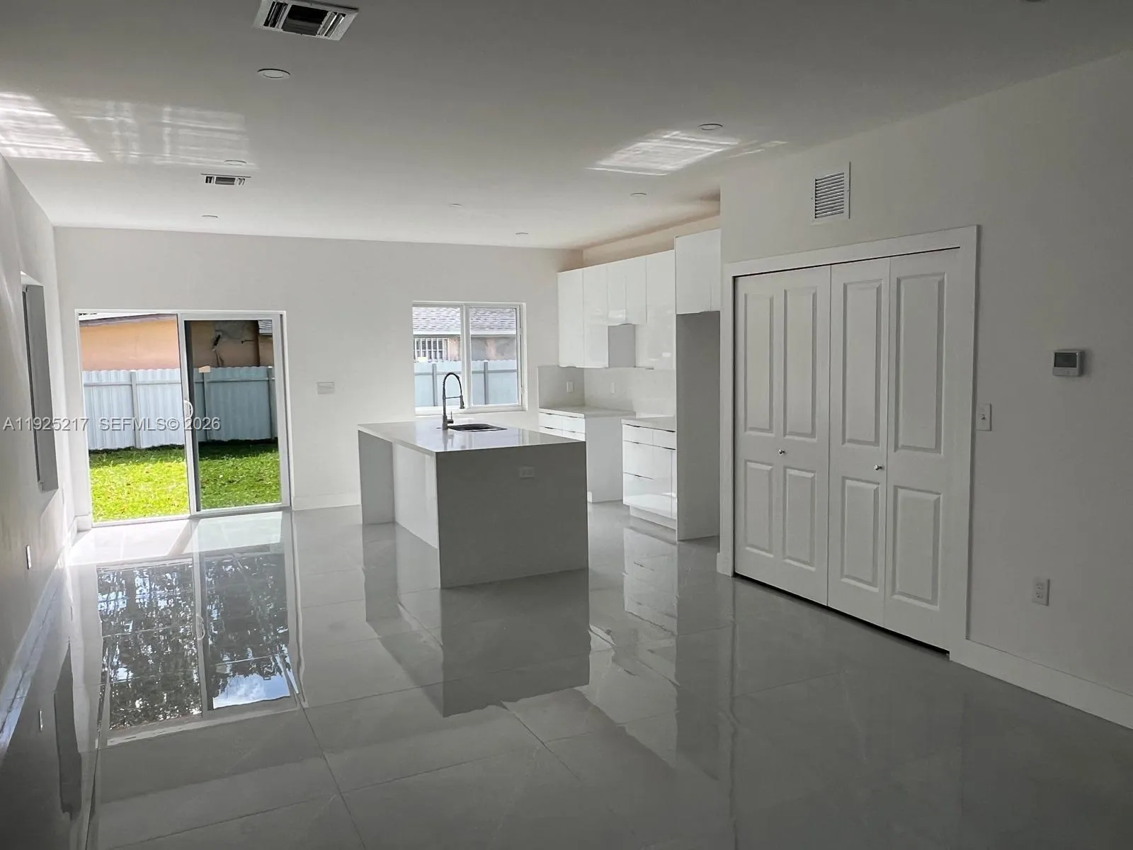 746 NW 112th St, Miami FL 33168