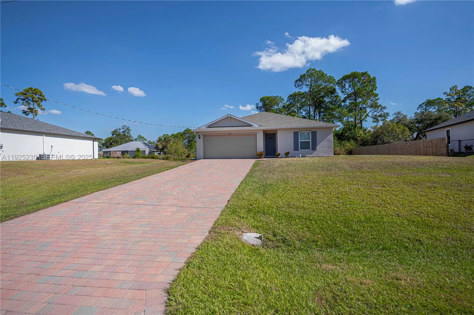 6058 S Moss Circle, La Belle FL 33935