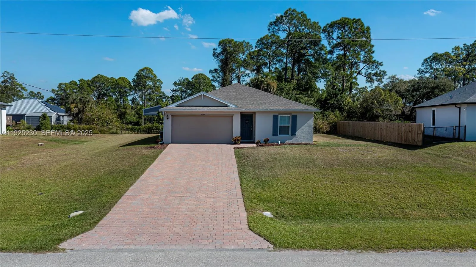 6058 S Moss Circle, La Belle FL 33935
