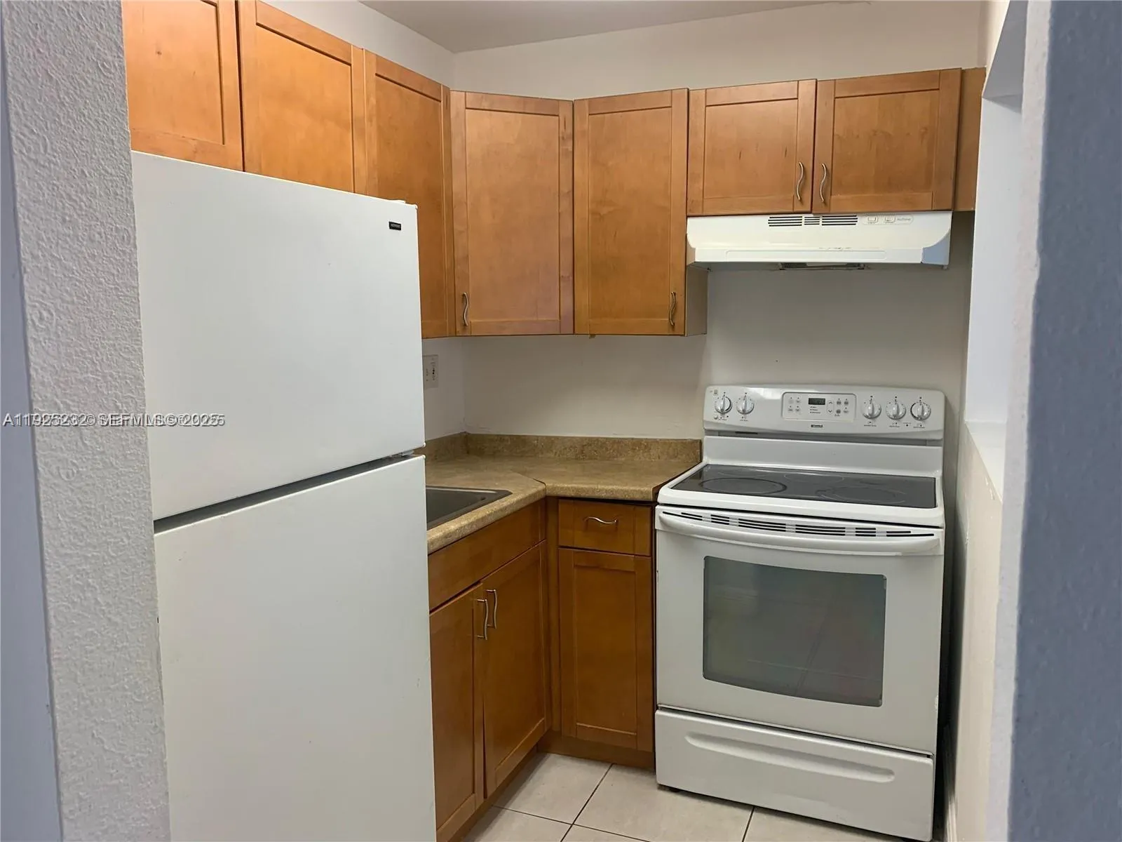241 SE 9th Ave # 106, Pompano Beach FL 33060
