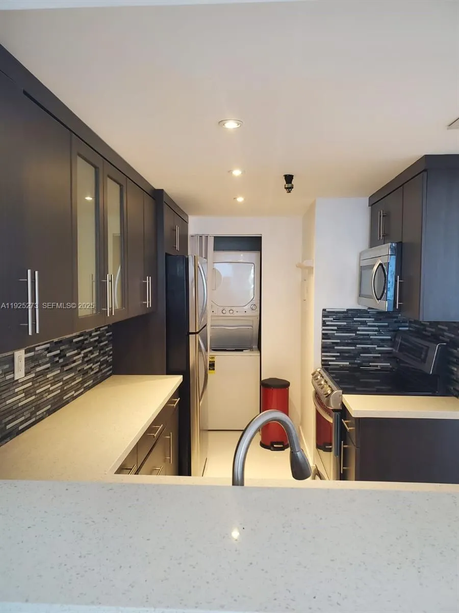 1717 N Bayshore Dr # 1650, Miami FL 33132