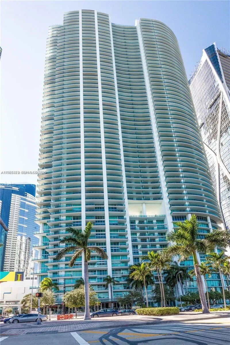 900 Biscayne Blvd # 2604, Miami FL 33132