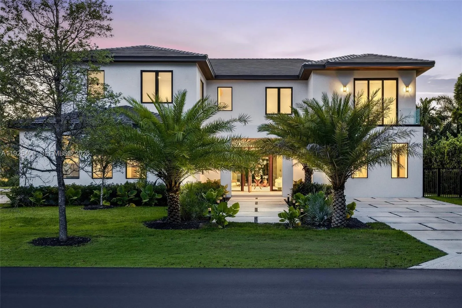 9840 SW 73rd Ct, Pinecrest FL 33156
