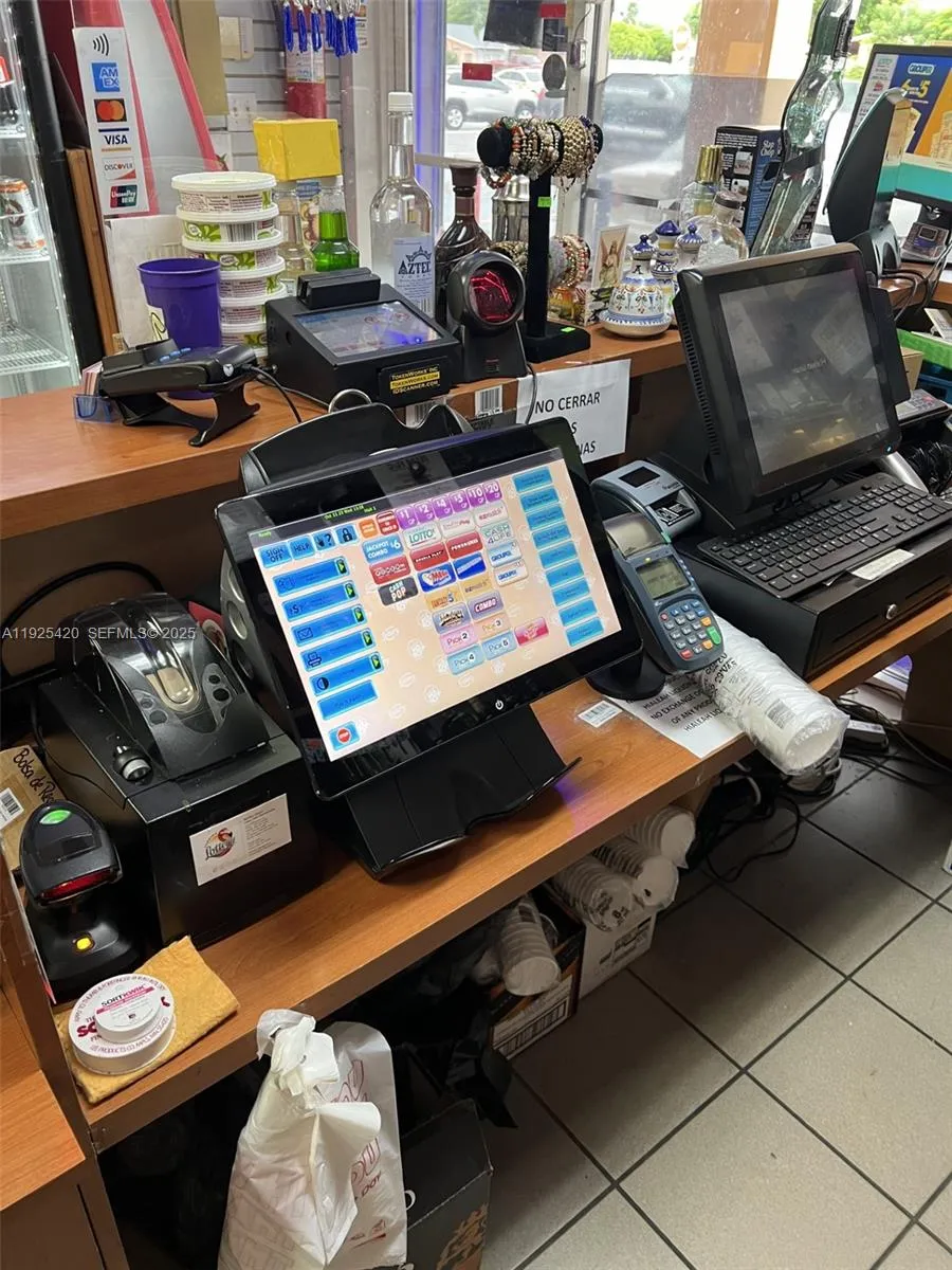 5030 W 12th Ave, Hialeah FL 33012