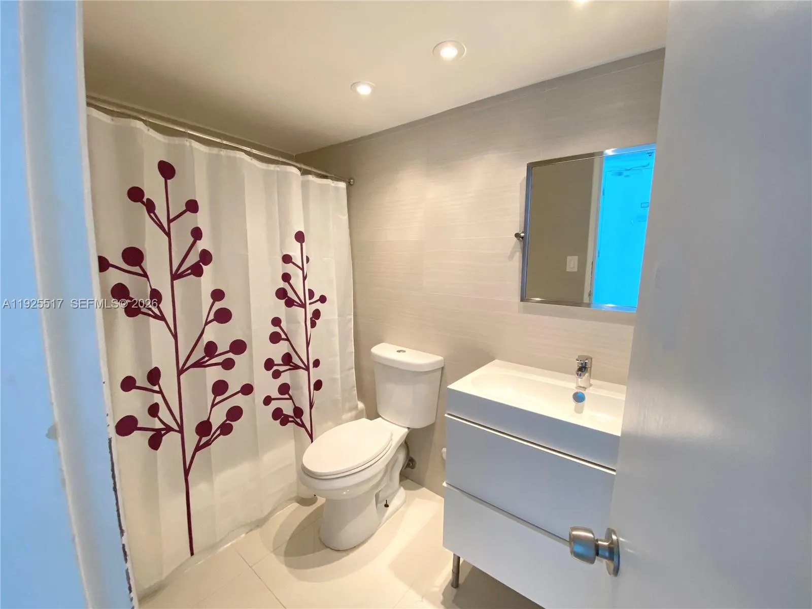 5445 Collins Ave # 610, Miami Beach FL 33140