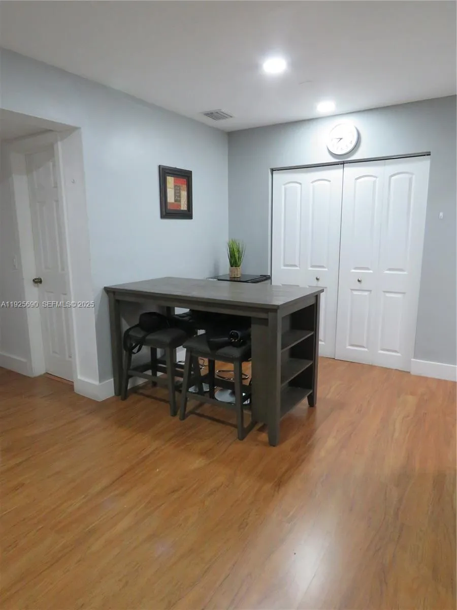 11840 NE 19th Dr # 26, North Miami FL 33181