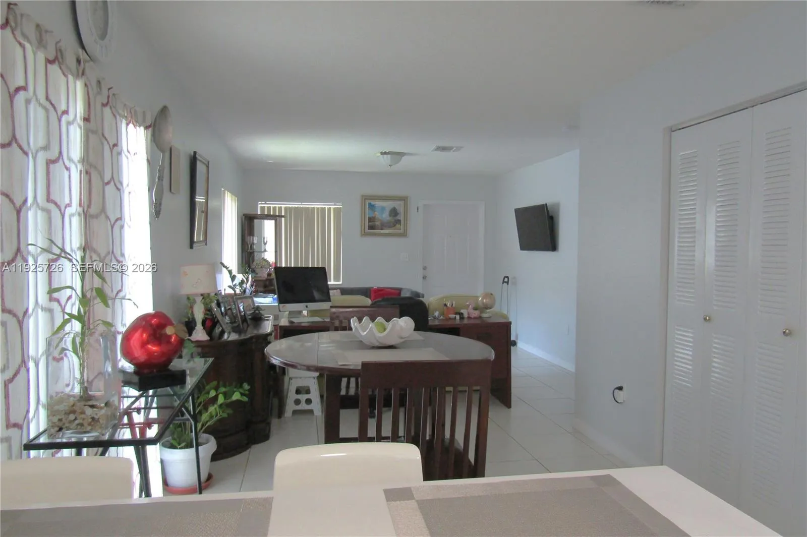 942 SW 8th Pl, Florida City FL 33034