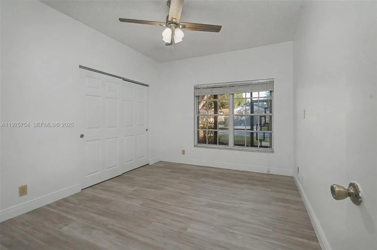 6569 Windsor Dr, Parkland FL 33067
