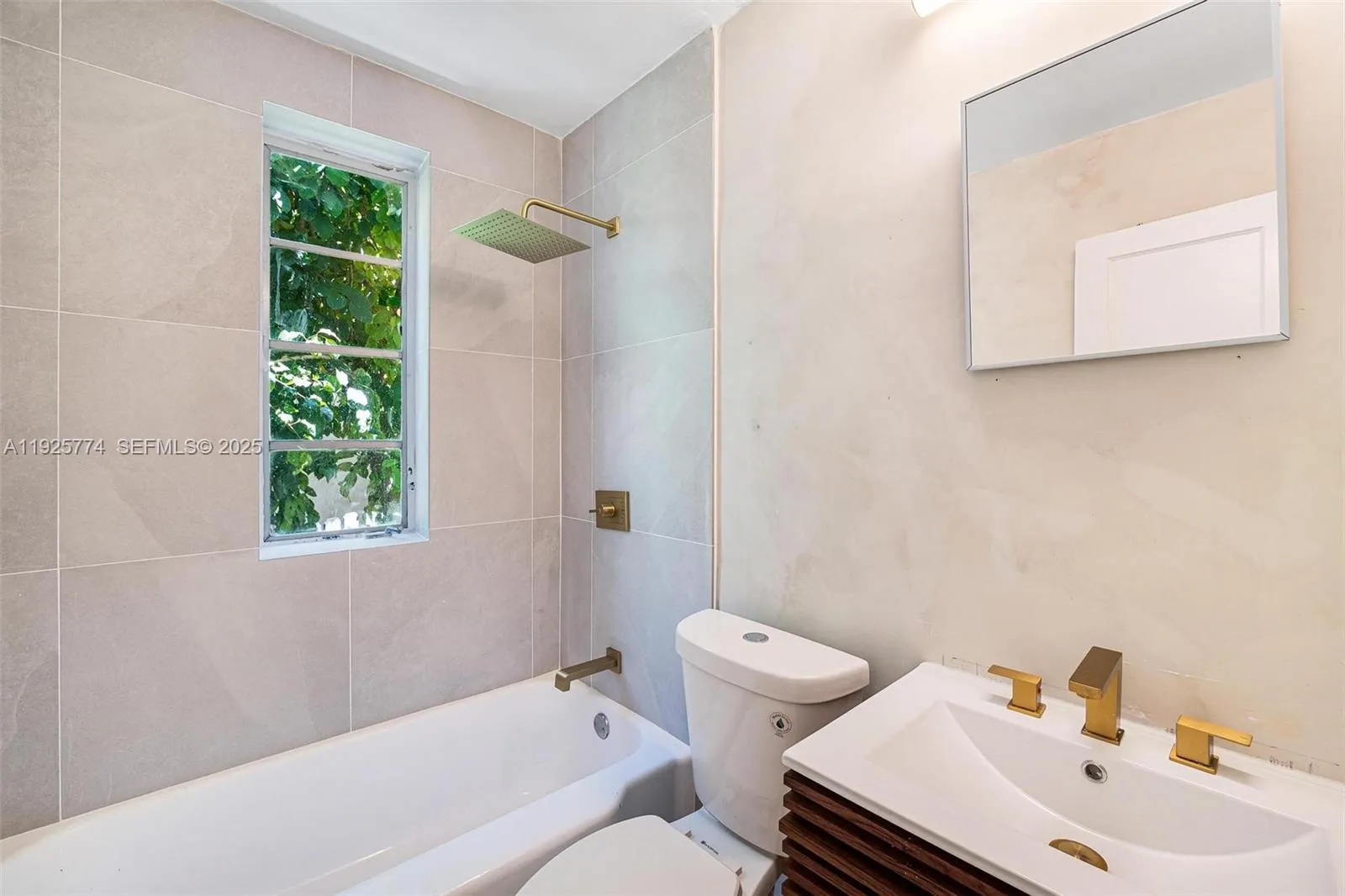 1611 Euclid Ave # 8, Miami Beach FL 33139