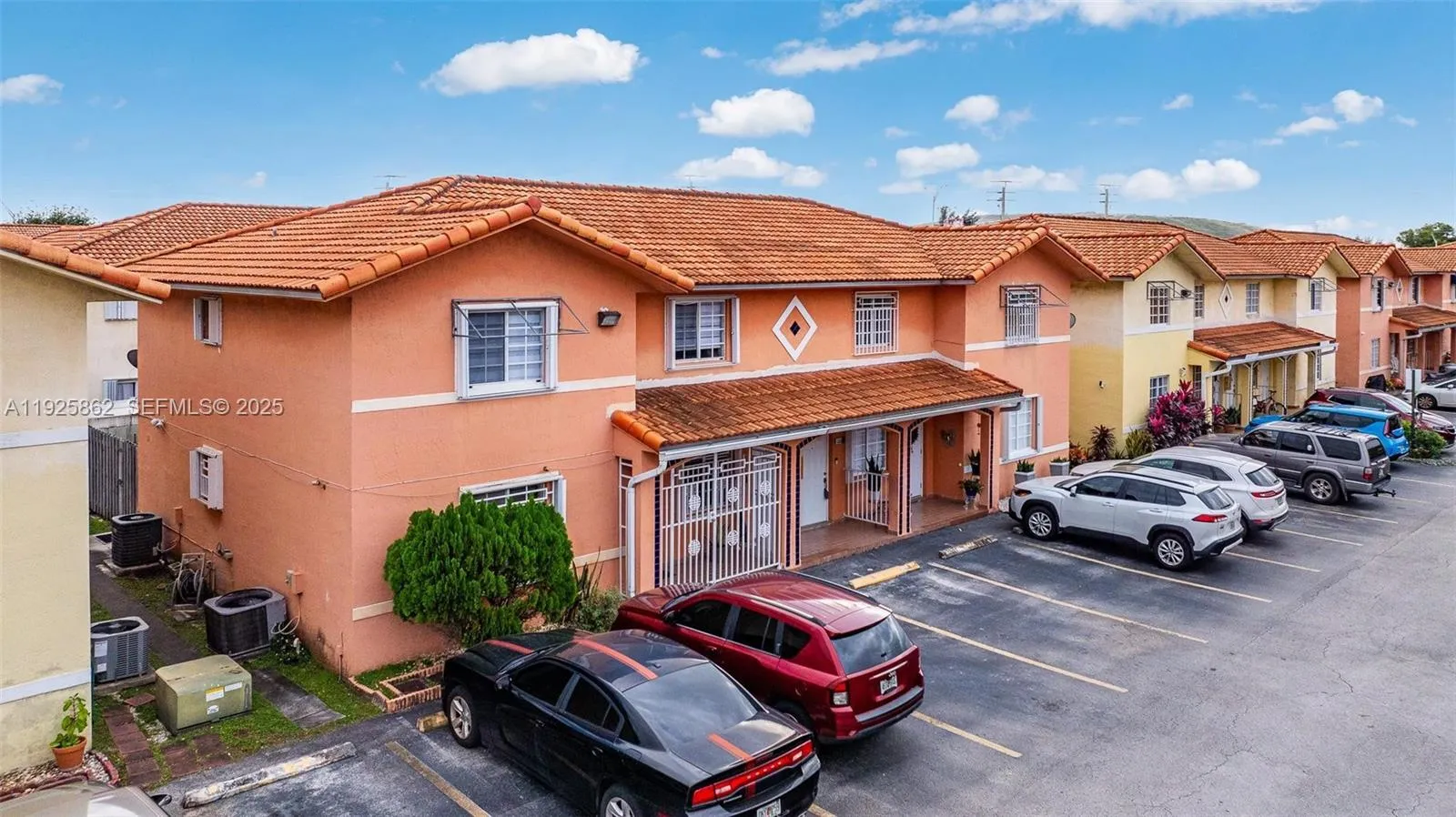 10101 W Okeechobee Rd # 13202, Hialeah Gardens FL 33016