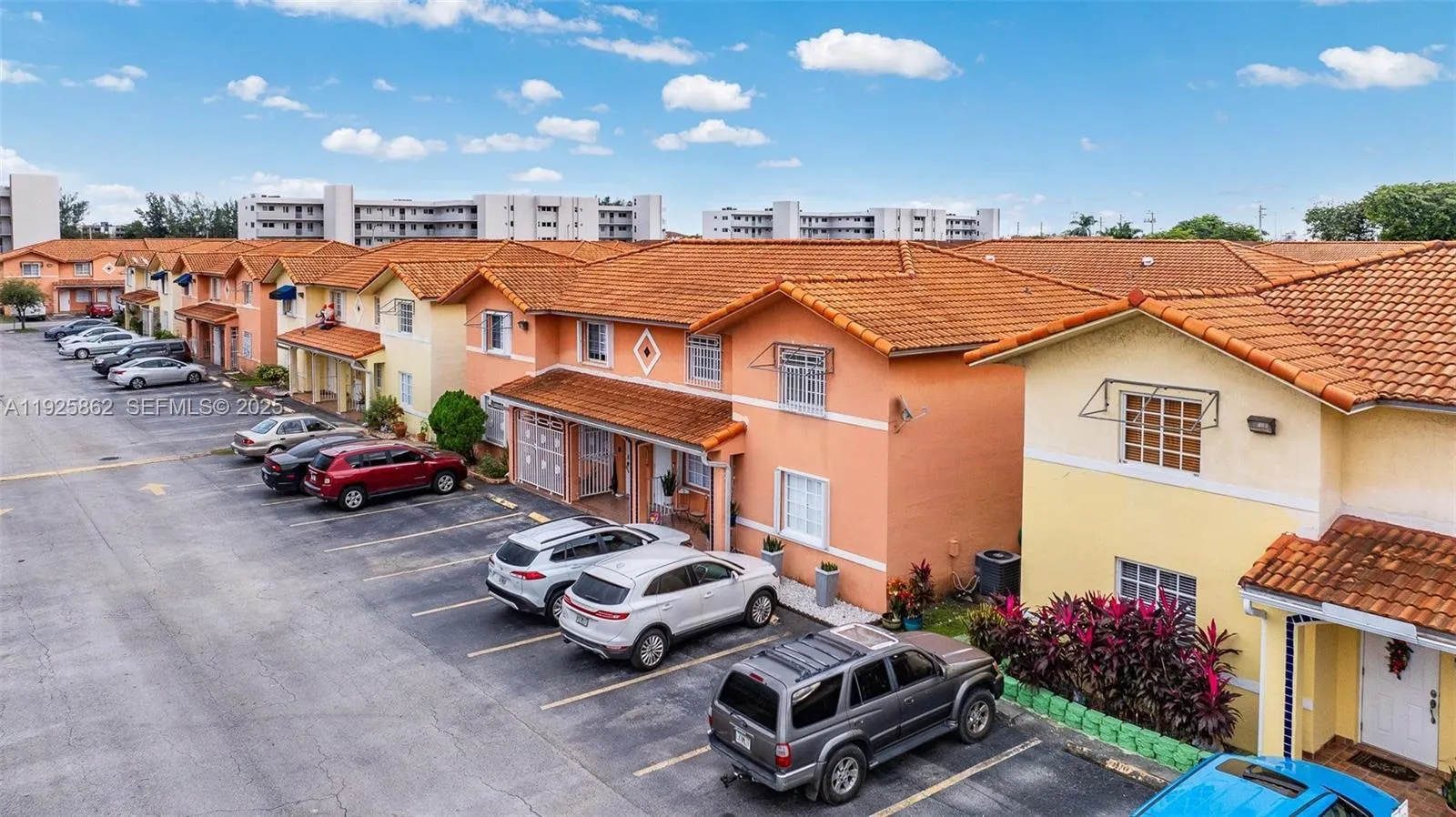 10101 W Okeechobee Rd # 13202, Hialeah Gardens FL 33016