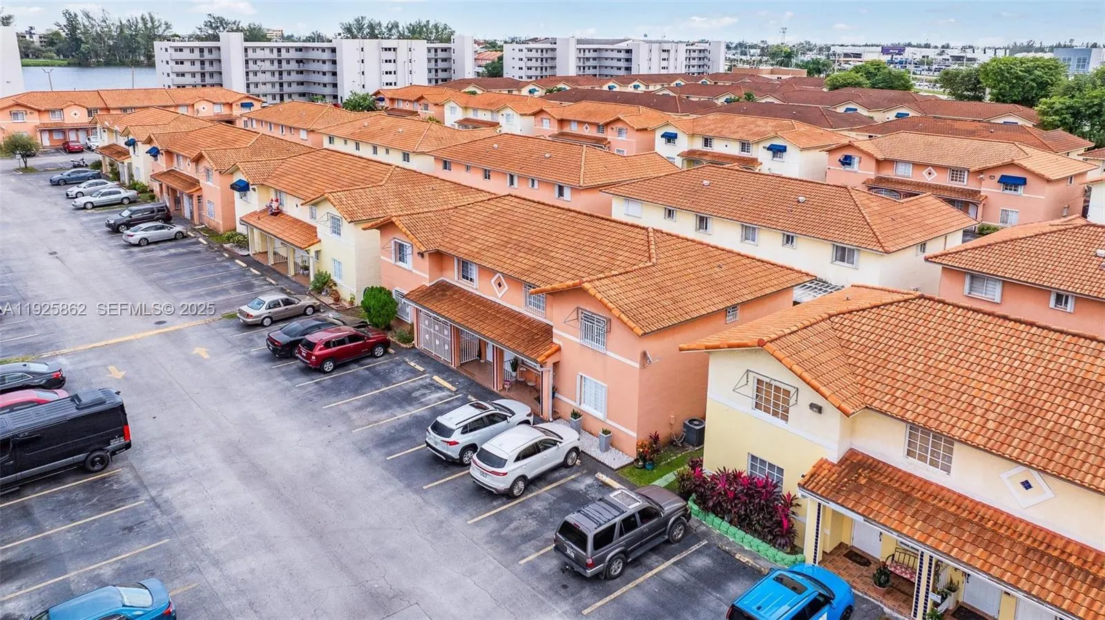 10101 W Okeechobee Rd # 13202, Hialeah Gardens FL 33016