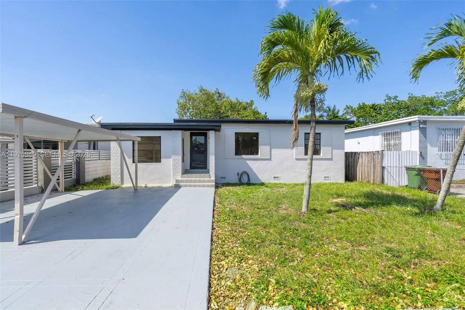 2 bedroom 1 bath for sale at 739 W 30th St, Hialeah FL 33012