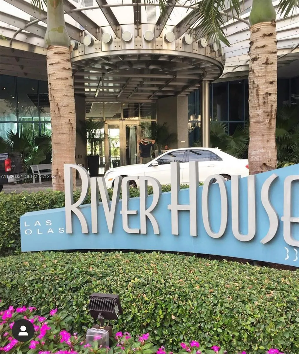 333 LAS OLAS WAY # 2406, Fort Lauderdale FL 33301