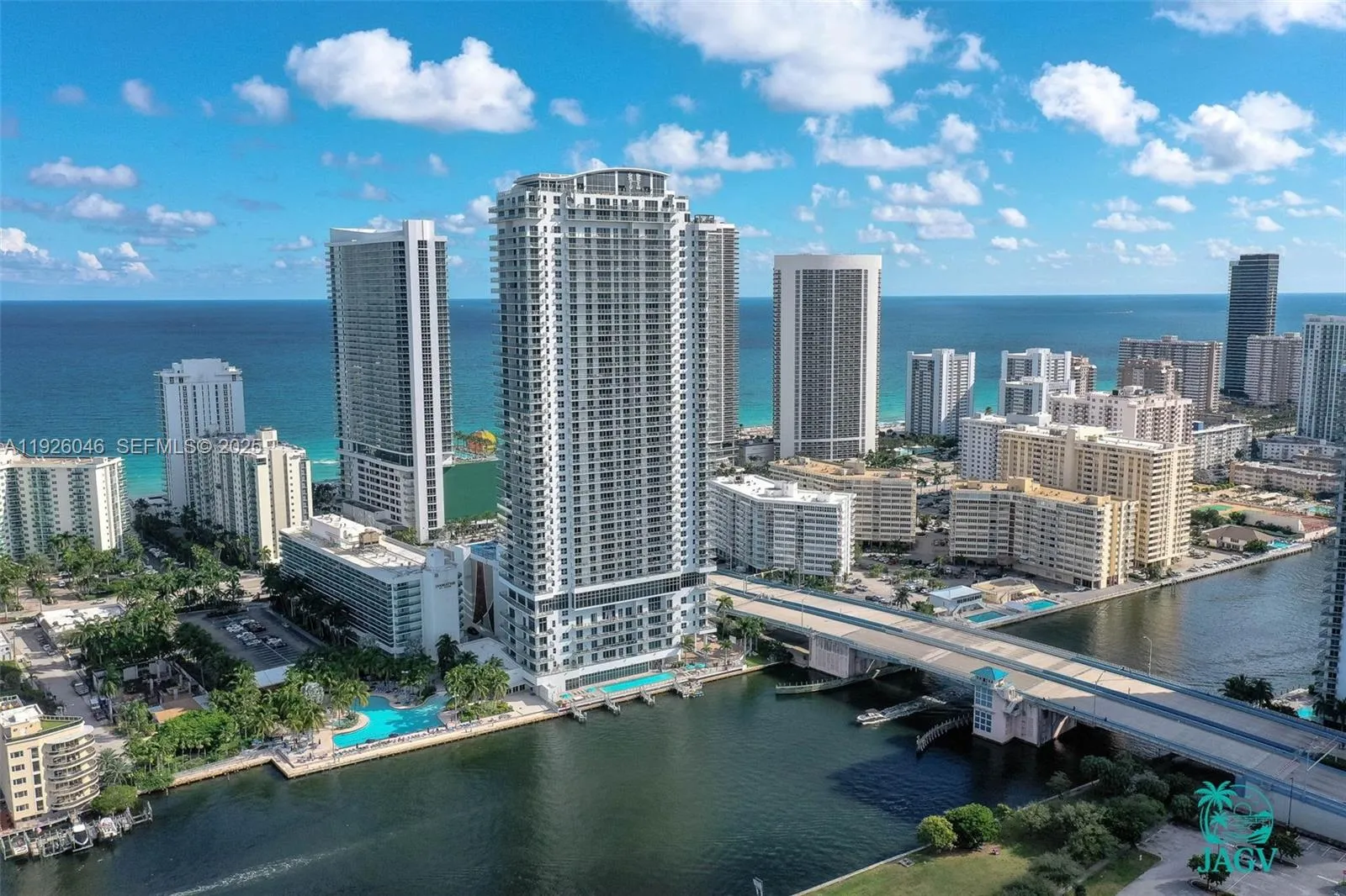 4010 S Ocean Dr # R3005, Hollywood FL 33019