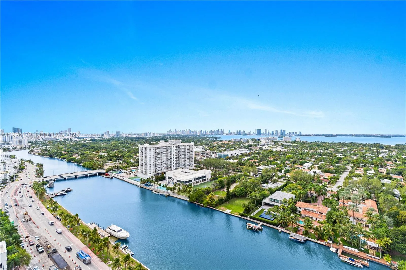 1 bath for sale at 4401 Collins Ave # 2517, Miami Beach FL 33140