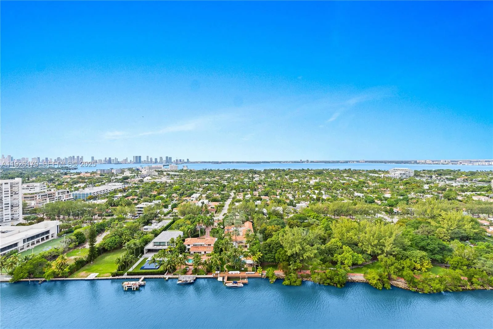 4401 Collins Ave # 2517, Miami Beach FL 33140