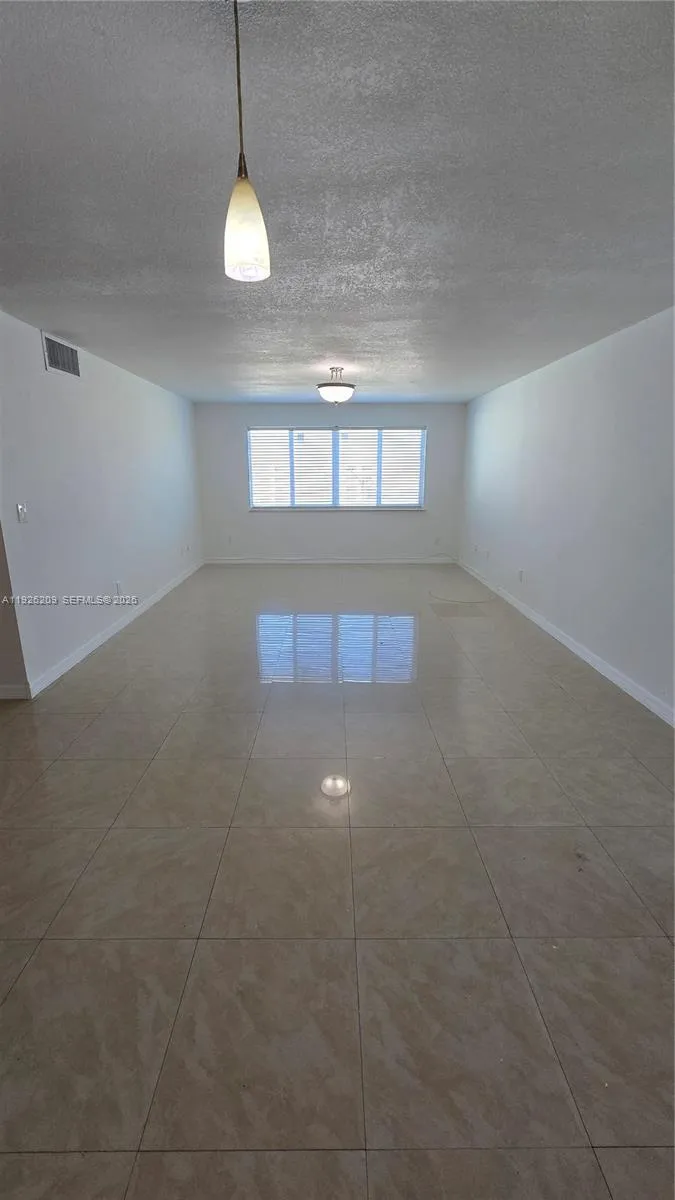 14830 Naranja Lakes Blvd, Homestead FL 33032