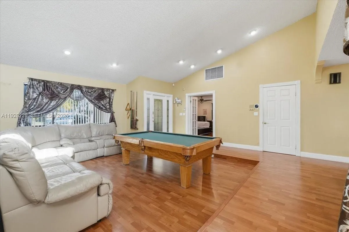 8213 Cassia Ter, Tamarac FL 33321