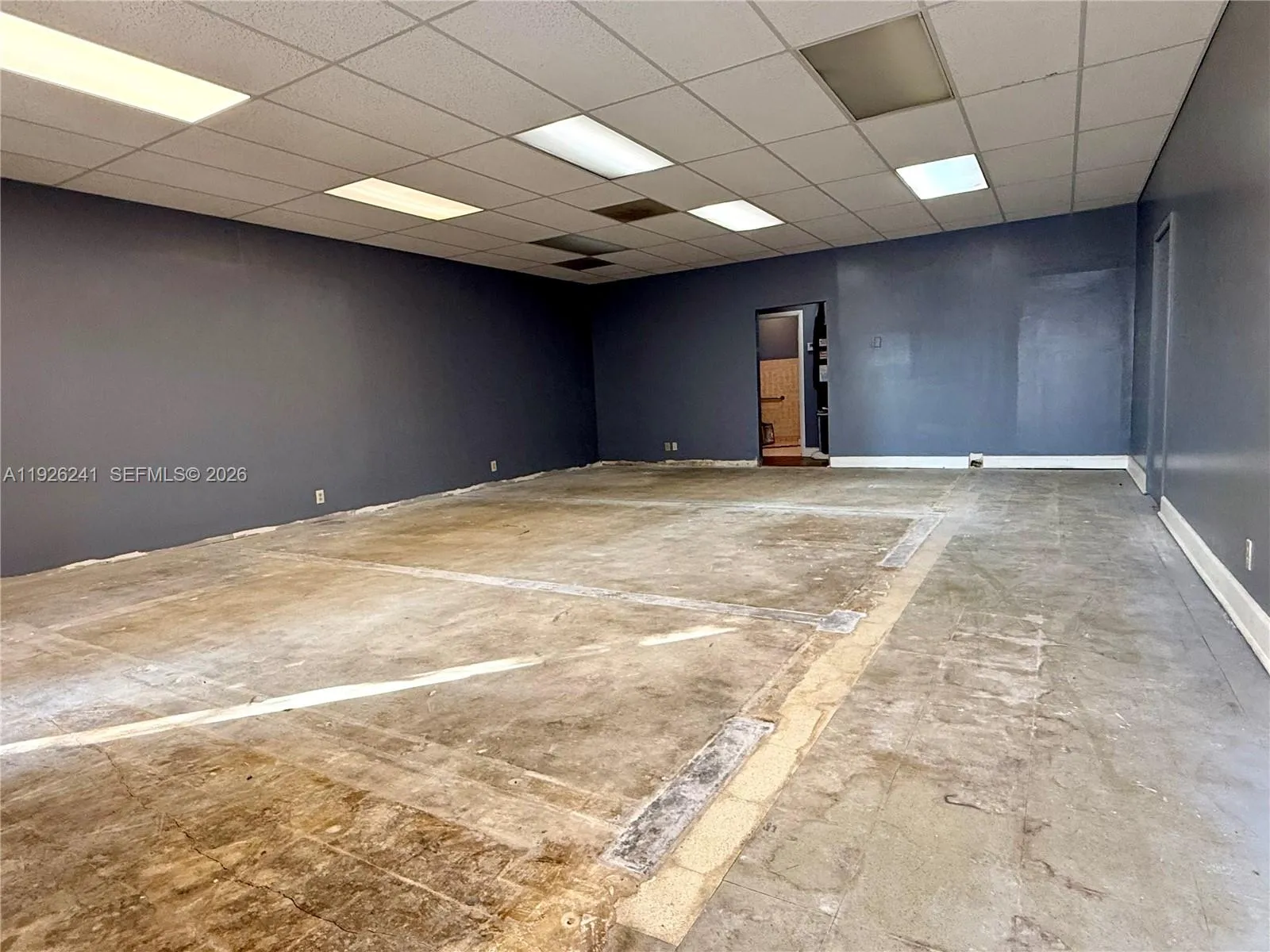 1020 NW 1st Ct, Hallandale Beach FL 33009
