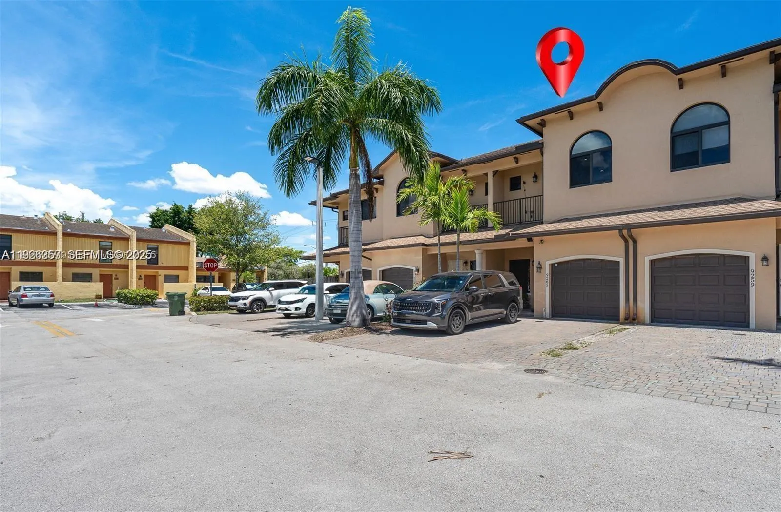 9265 NW 16th St, Pembroke Pines FL 33024