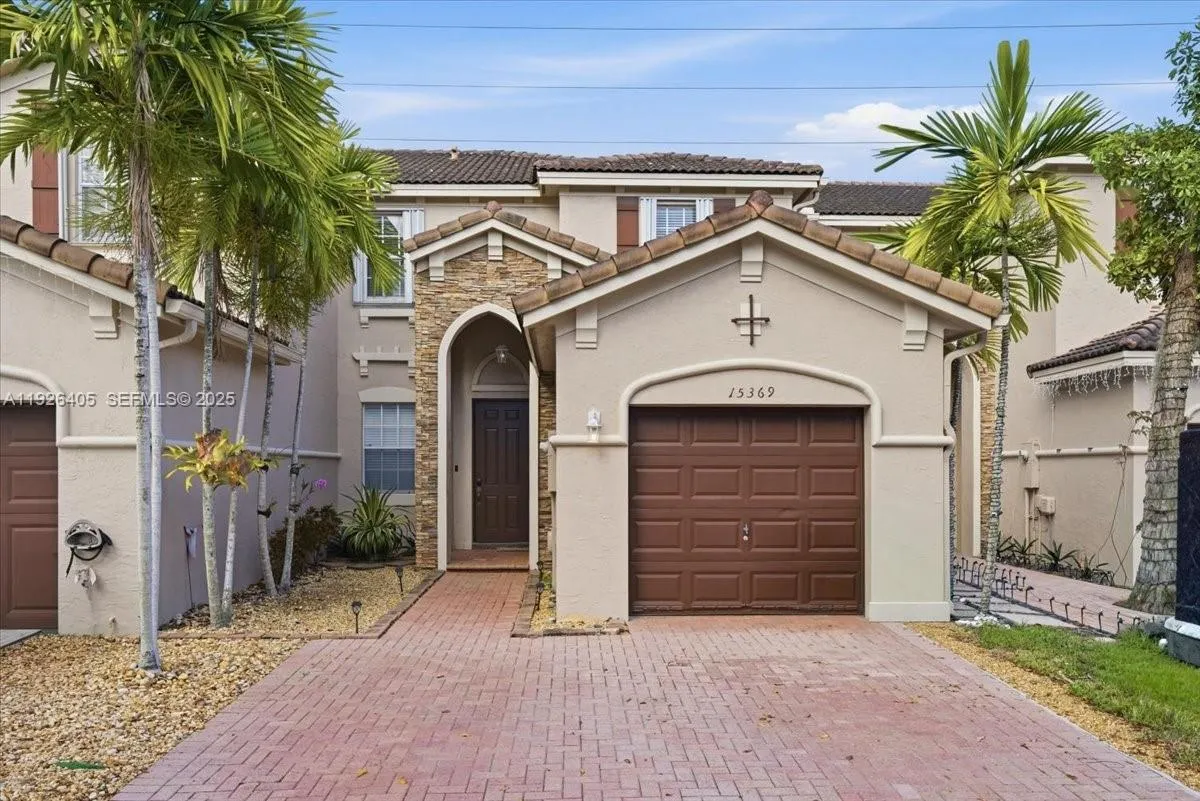 15369 SW 8th Ln, Miami FL 33194