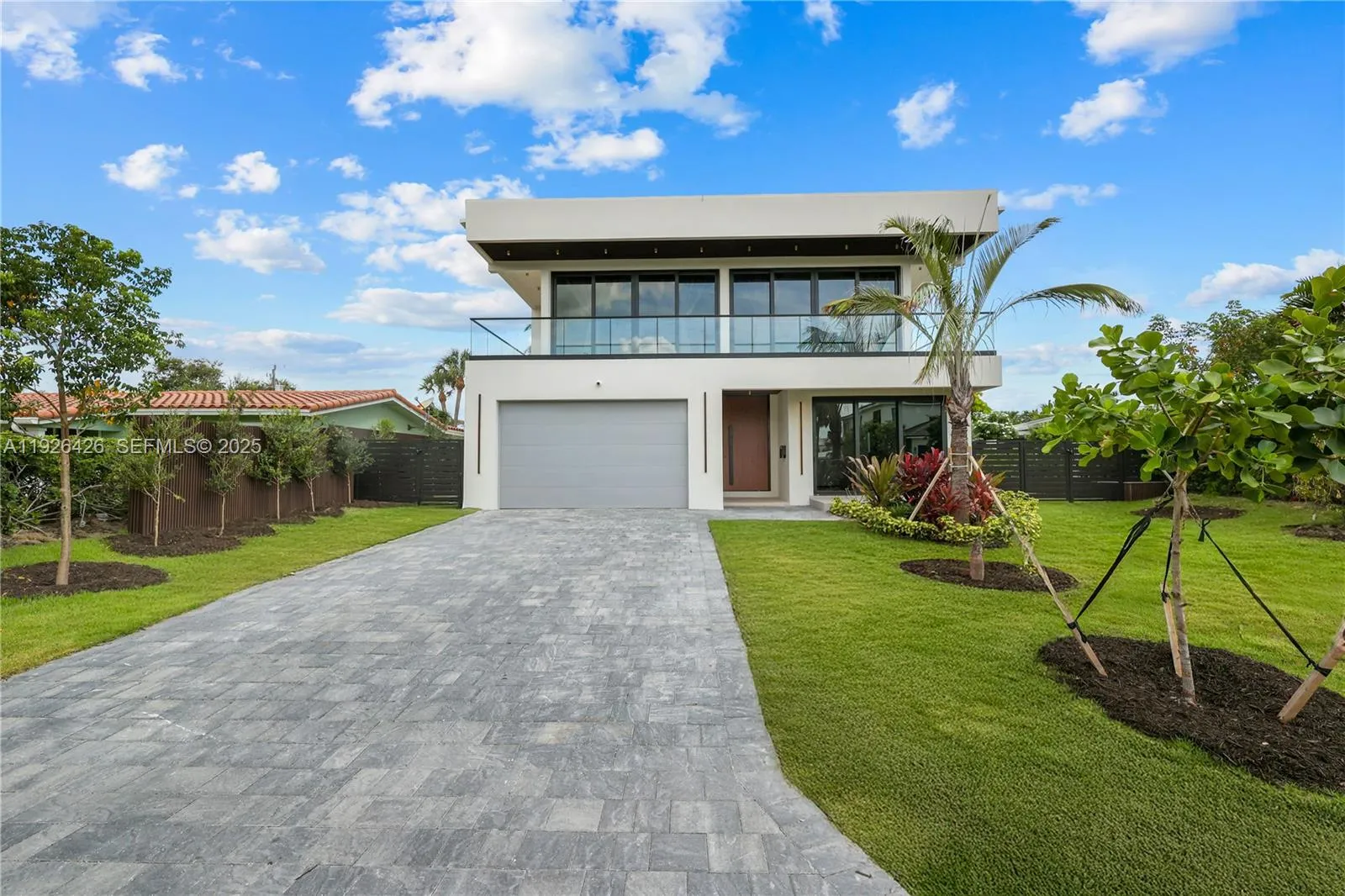 255 Capri Ave, Lauderdale By The Sea FL 33308