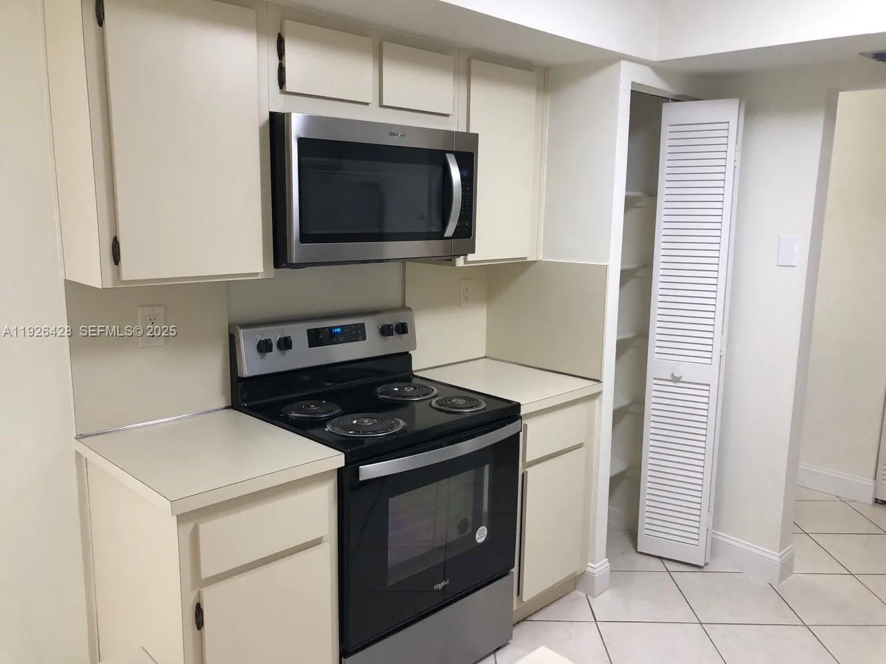 9044 SW 112 CT, Miami FL 33176
