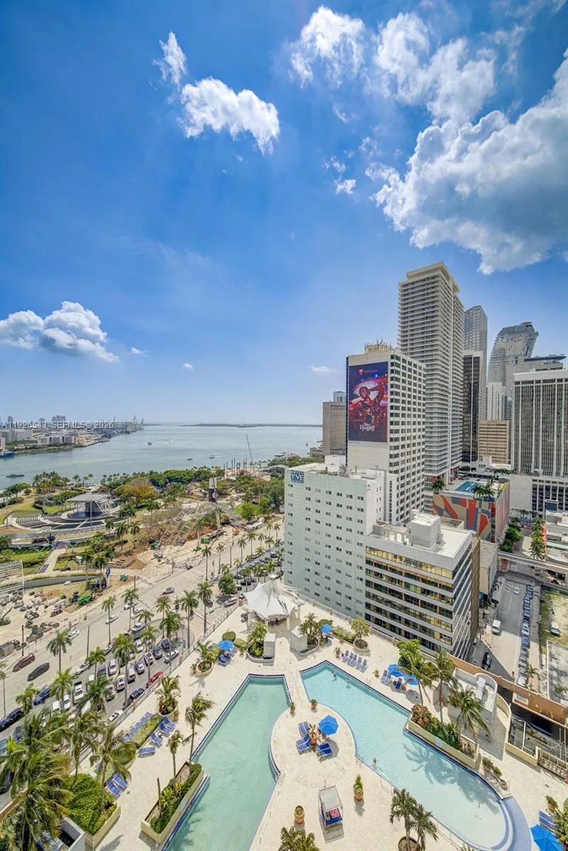 2 bedroom 2 bath for sale at 244 Biscayne Blvd # 2309, Miami FL 33132