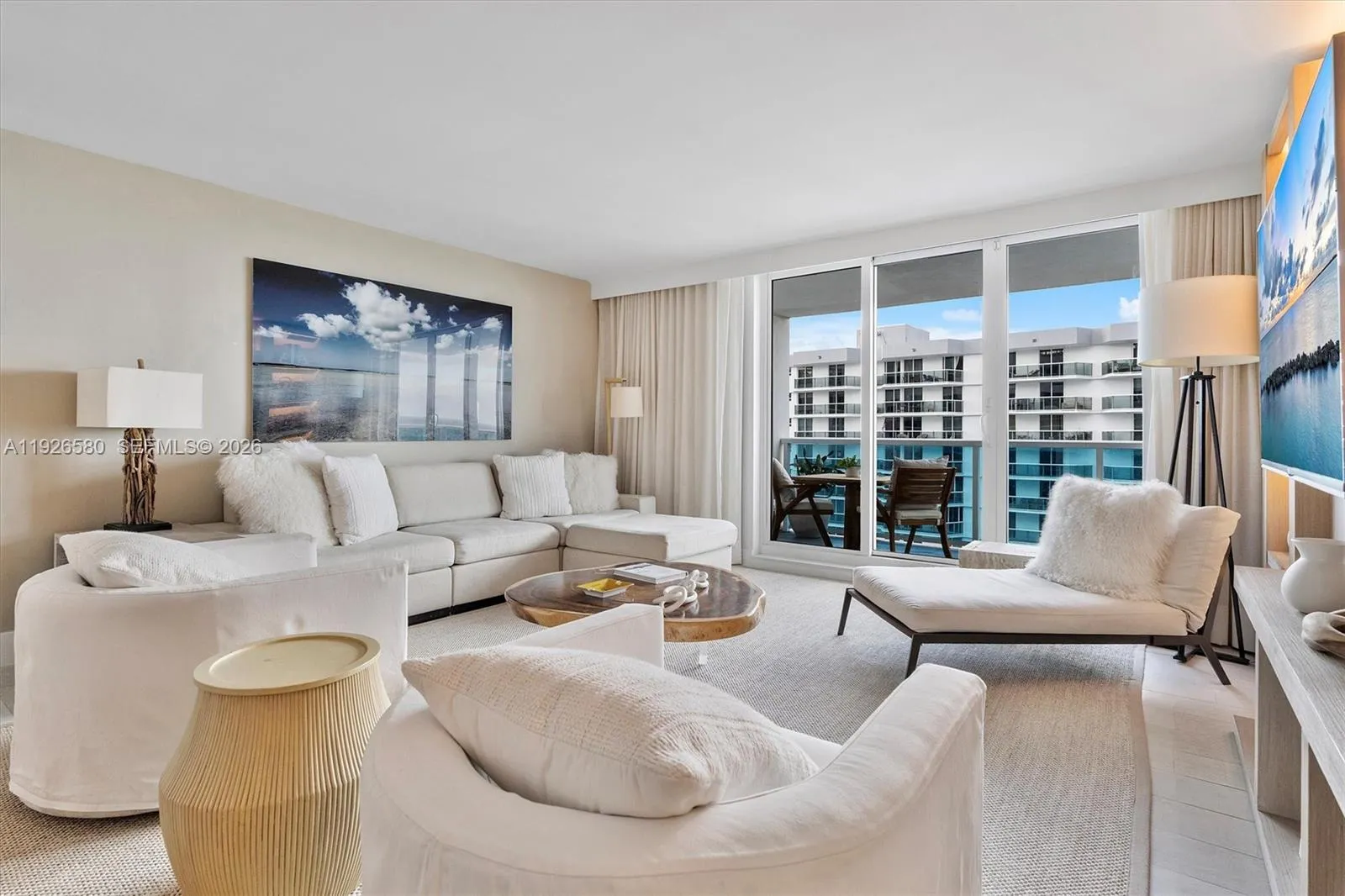 102 24th St # 1413, Miami Beach FL 33139