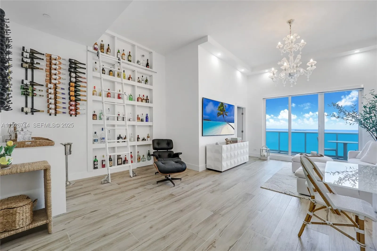 1 bedroom 1 bath for sale at 2301 Collins Ave # 1625, Miami Beach FL 33139